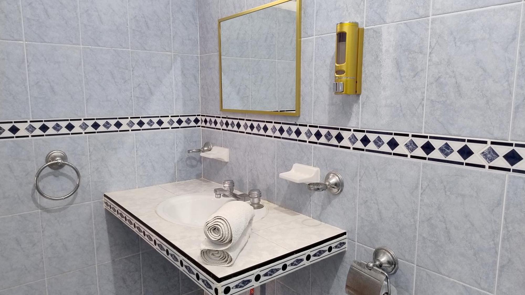 Spanglish Hostel فالادوليد المظهر الخارجي الصورة